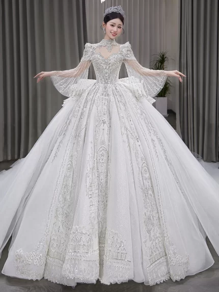 Luxurious French Court-Style Wedding Gown with Intricate Design and Sparkling Sequins